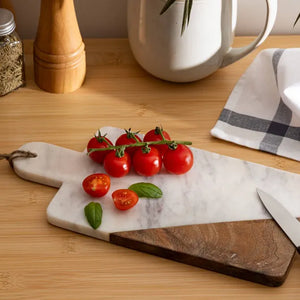 Secret de Gourmet márvány tálalódeszka, 30 × 15 cm